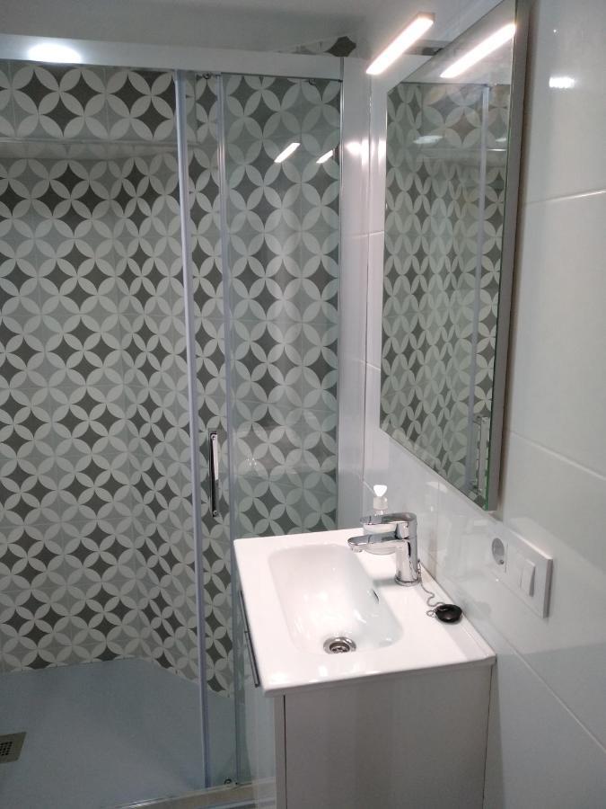 Apartamento para FAMILIAS a 50 metros de la playa Roses Bagian luar foto
